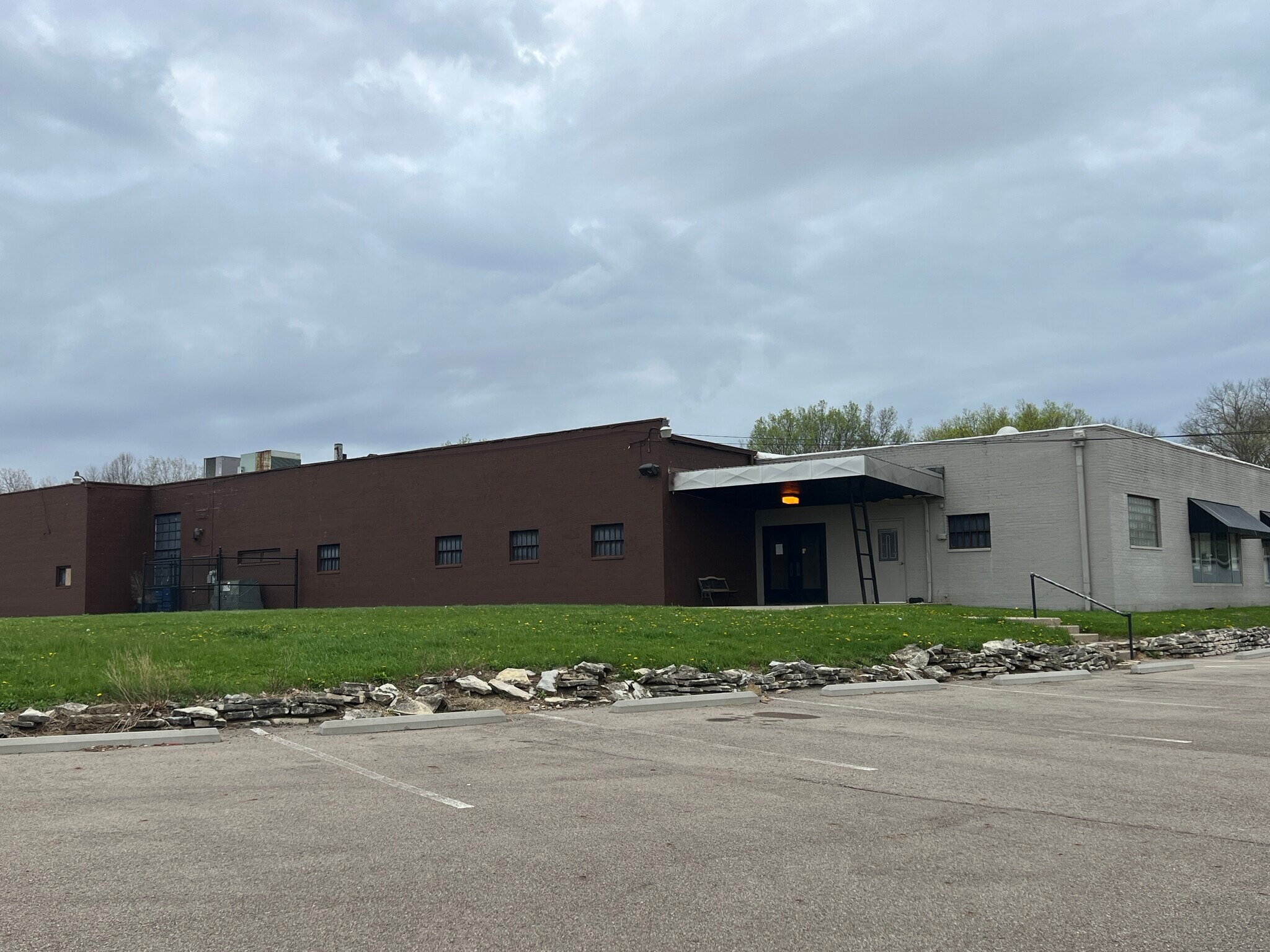 8433 N Cr-25a, Piqua, OH à vendre Photo du bâtiment- Image 1 de 2