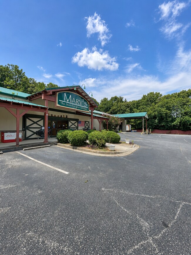 Plus de détails pour 4860 Atlanta Hwy, Bogart, GA - Commerce de détail à vendre
