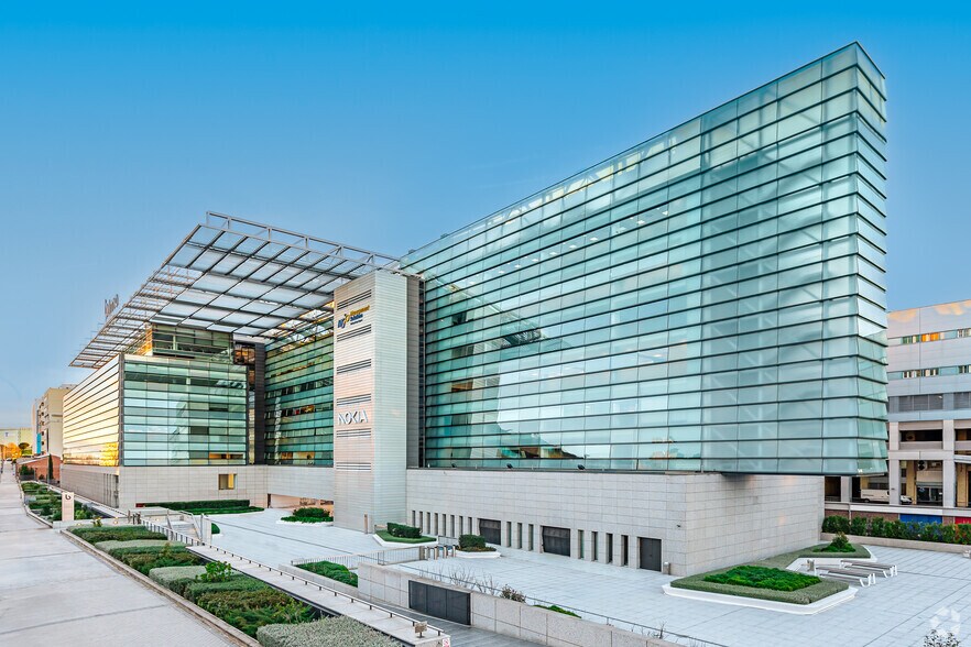 Calle de María Tubau, 9, Madrid, Madrid à louer - Photo du bâtiment - Image 1 de 35