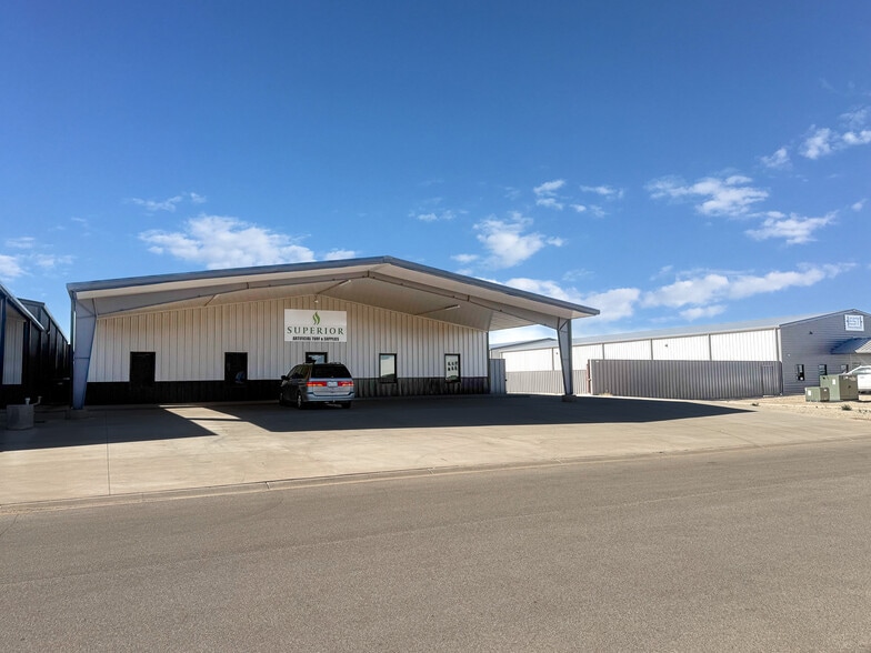 6622 Winfield Ave, Lubbock, TX à louer - Photo du bâtiment - Image 2 de 20