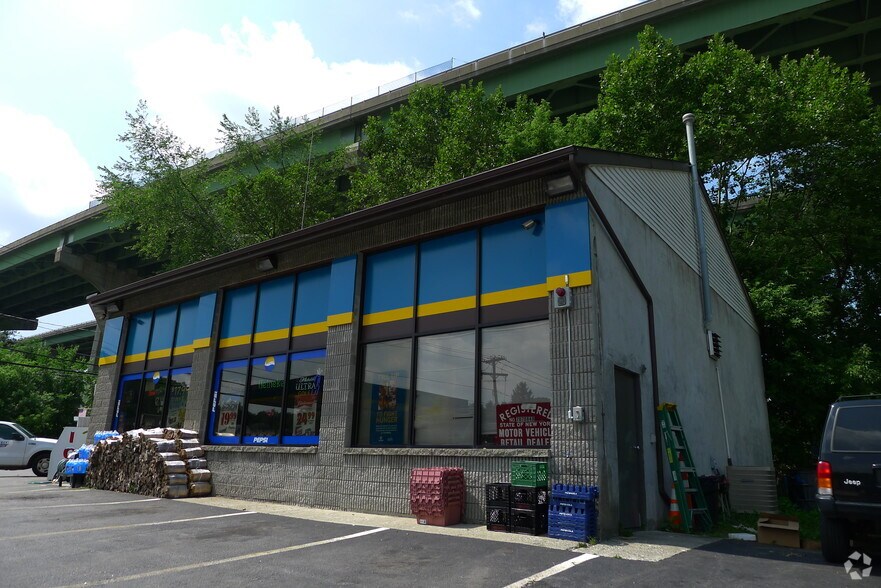 1015 Route 22, Brewster Village, NY à vendre - Photo principale - Image 3 de 3