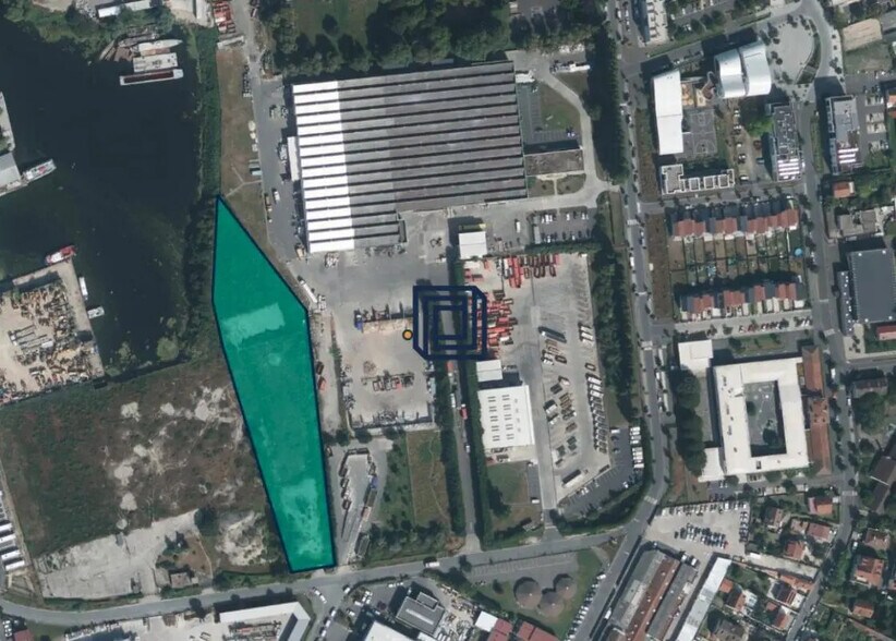 Land in Villeneuve-le-Roi for lease - Building Photo - Image 1 of 1