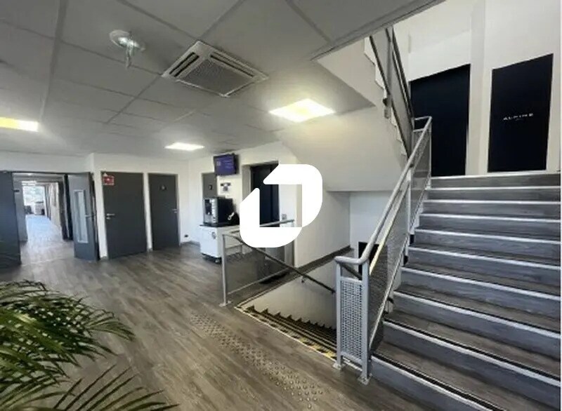 Flex dans Les Ulis à louer - Photo du bâtiment - Image 2 de 9