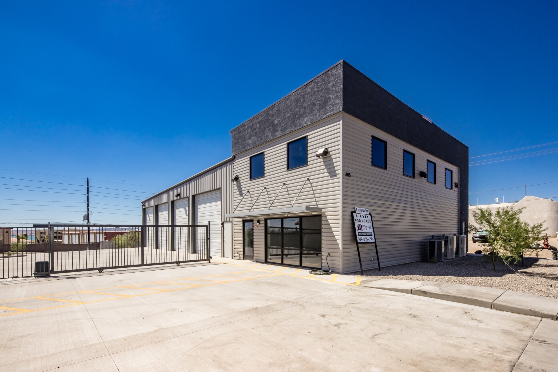 385 El Camino Way, Lake Havasu City, AZ à vendre Photo du bâtiment- Image 1 de 1