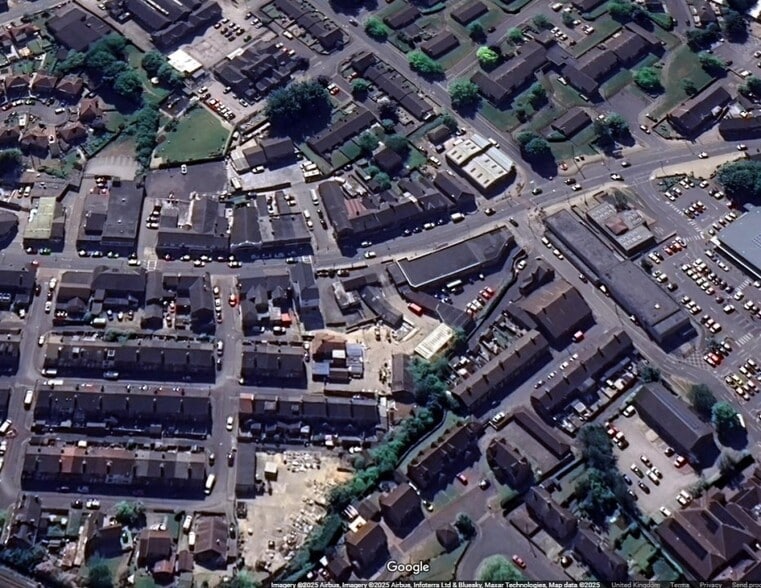 41 Barnsley Rd, Pontefract for lease - Aerial - Image 2 of 2