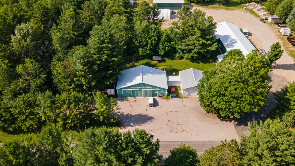 173 E Kasson Rd, Maple City, MI à vendre - Photo du bâtiment - Image 3 de 12