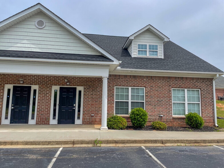 132 Broadbent Way, Anderson, SC à vendre - Photo du bâtiment - Image 1 de 12