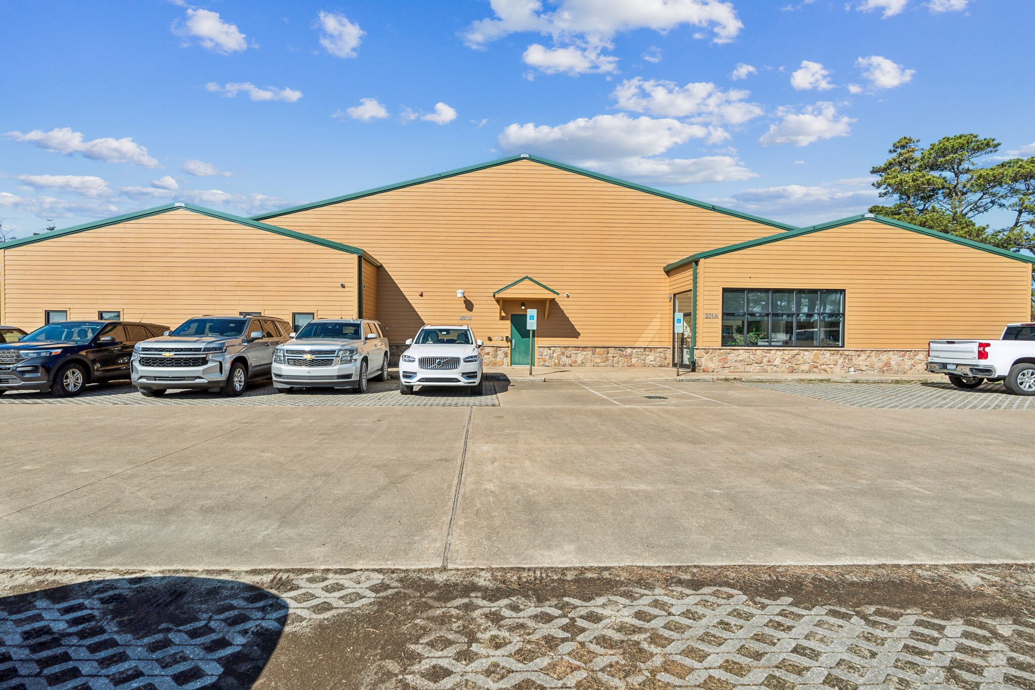 201 Etheridge Rd, Manteo, NC à vendre Photo principale- Image 1 de 1