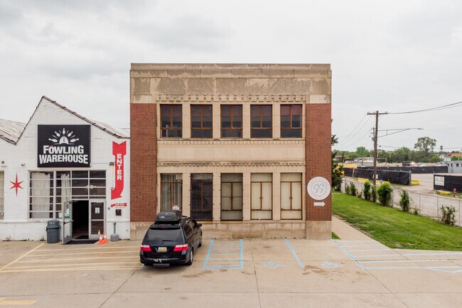 Plus de détails pour 3901 Christopher St, Hamtramck, MI - Bureau, Industriel à louer