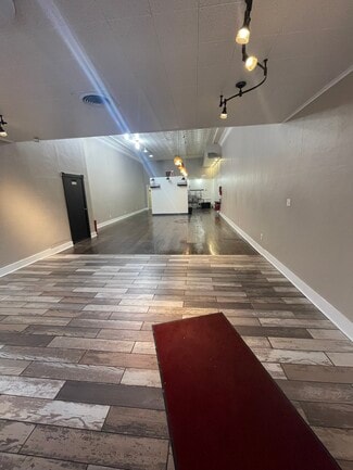 More details for 522 S Main St, Elkhart, IN - Retail for Lease