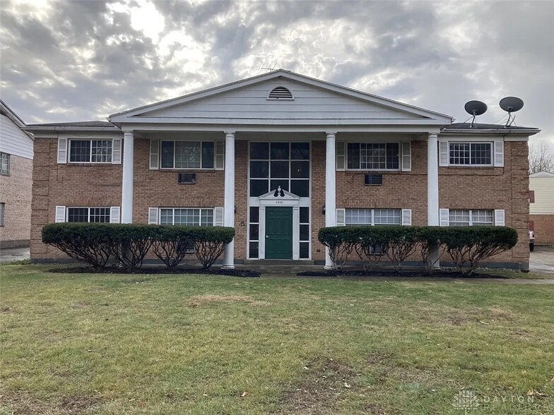 4840 Springfield St, Dayton, OH for sale - Building Photo - Image 1 of 8