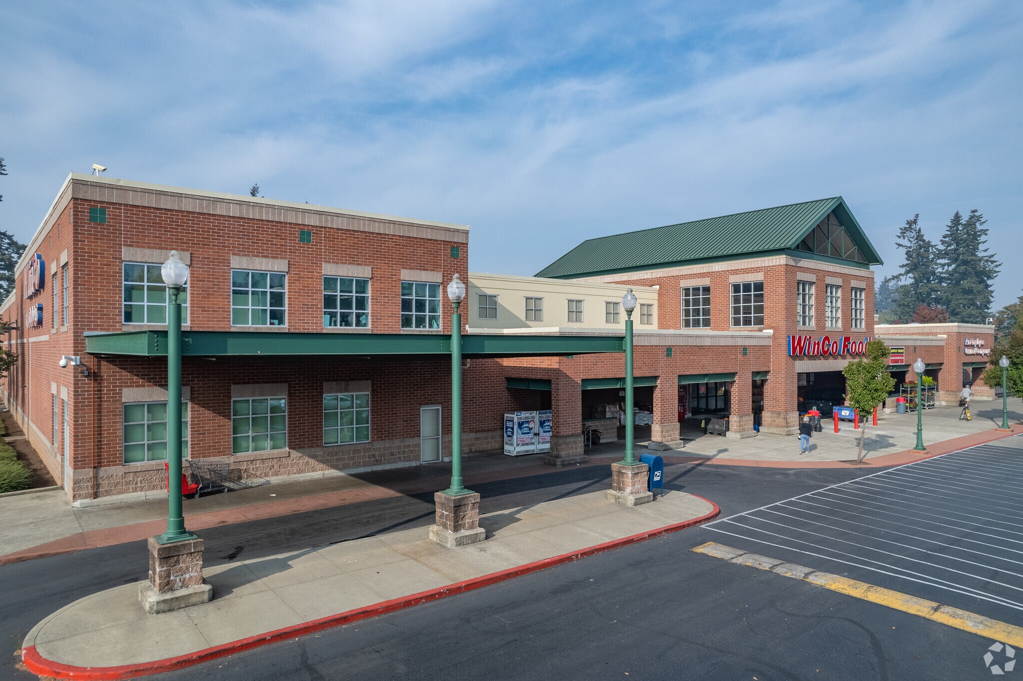 19701-19733 213 Hwy, Oregon City, OR for lease Primary Photo- Image 1 of 5