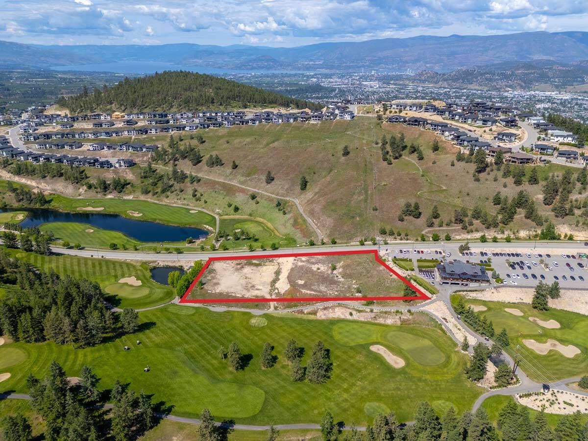 675 Black Mountain Dr, Kelowna, BC for sale Primary Photo- Image 1 of 16