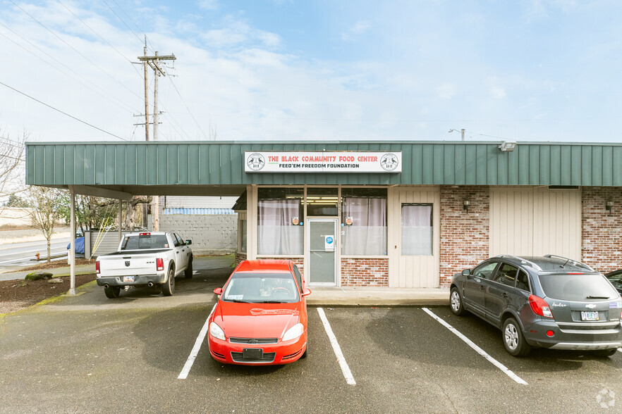 13116 NE Sandy Blvd, Portland, OR à vendre - Photo du bâtiment - Image 3 de 33