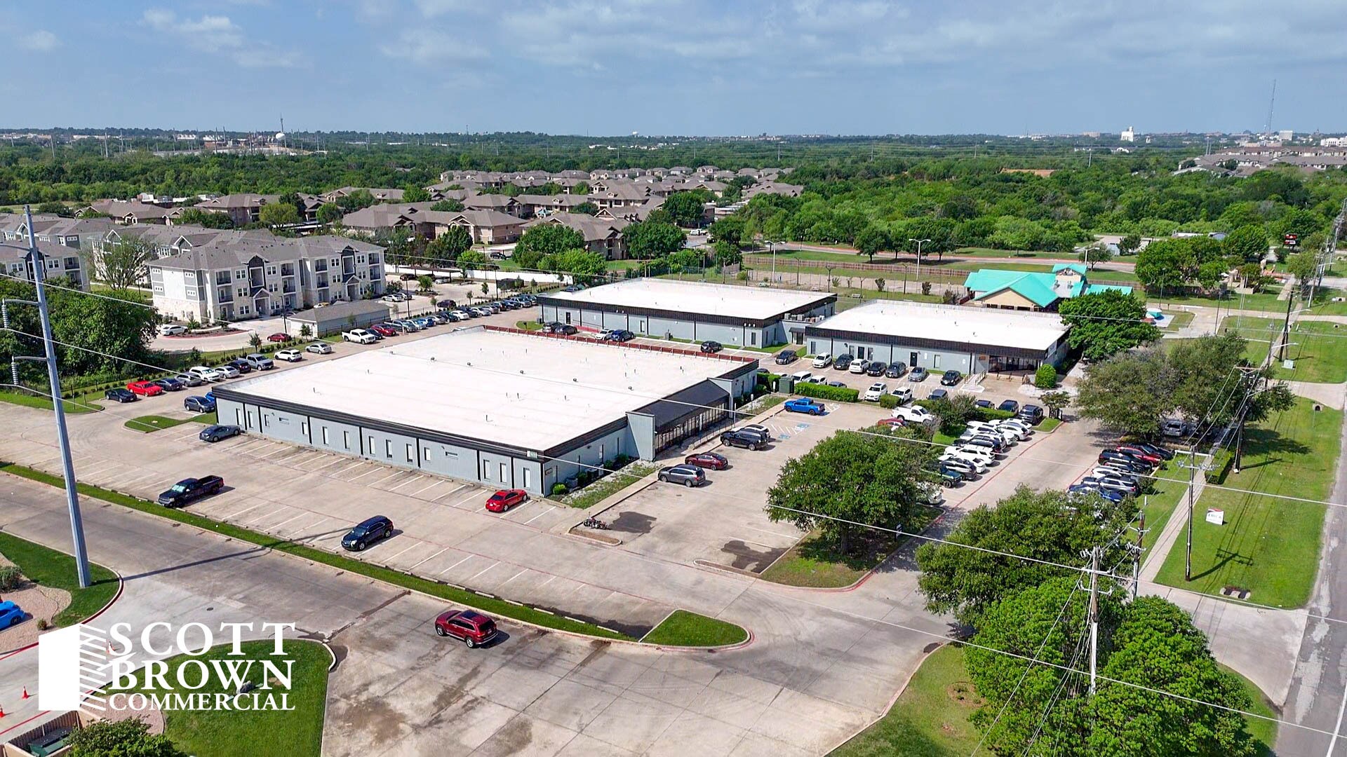 3600-3612 E McKinney St. Offices portefeuille de 2 propriétés à vendre sur LoopNet.ca Photo principale- Image 1 de 10