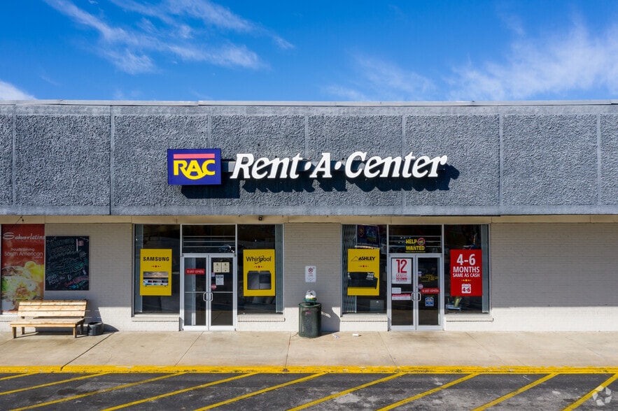 100-130 Green Springs Hwy, Birmingham, AL for lease - Building Photo - Image 2 of 5
