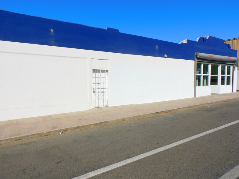 409-413 N Chester Ave, Bakersfield, CA for lease - Building Photo - Image 2 of 5