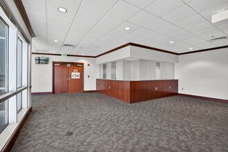 800 Saint Vincents Dr, Birmingham, AL à louer Photo intérieure- Image 2 de 10