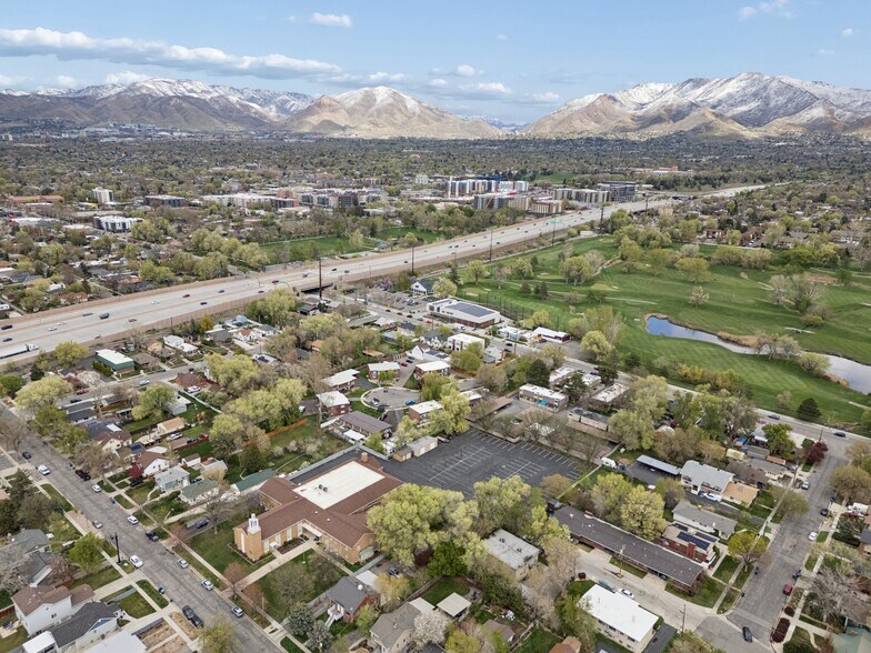 2465 800 E, Salt Lake City, UT à vendre - Photo du bâtiment - Image 3 de 3