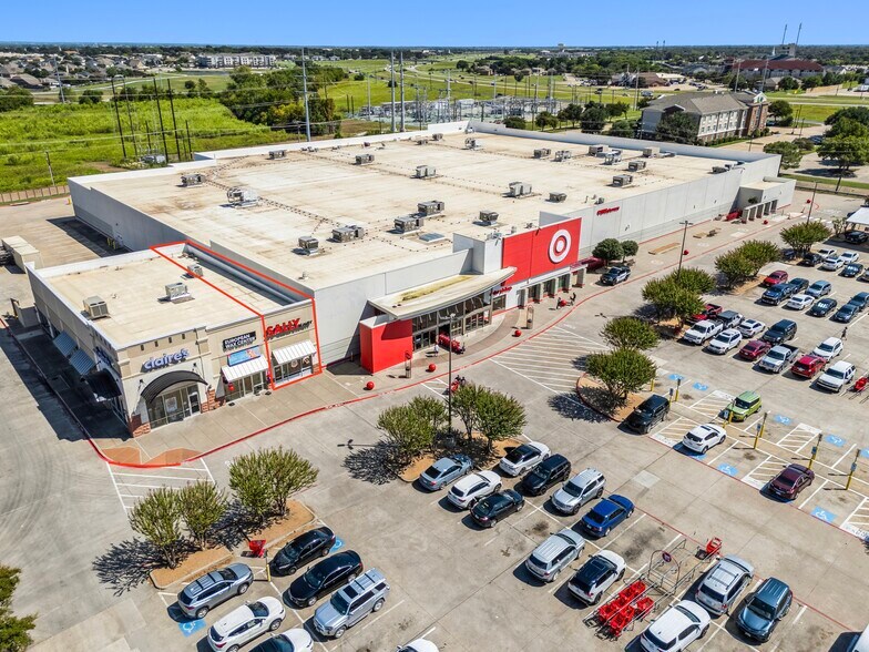1420 N Hwy 77, Waxahachie, TX à louer - Photo du bâtiment - Image 2 de 5