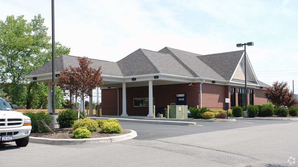 1243 Bay Rd, Webster, NY à louer - Photo du bâtiment - Image 3 de 3