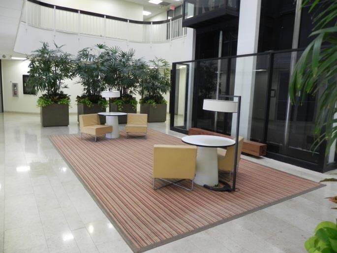 5555 Hilton Ave, Baton Rouge, LA à louer - Photo du bâtiment - Image 2 de 4