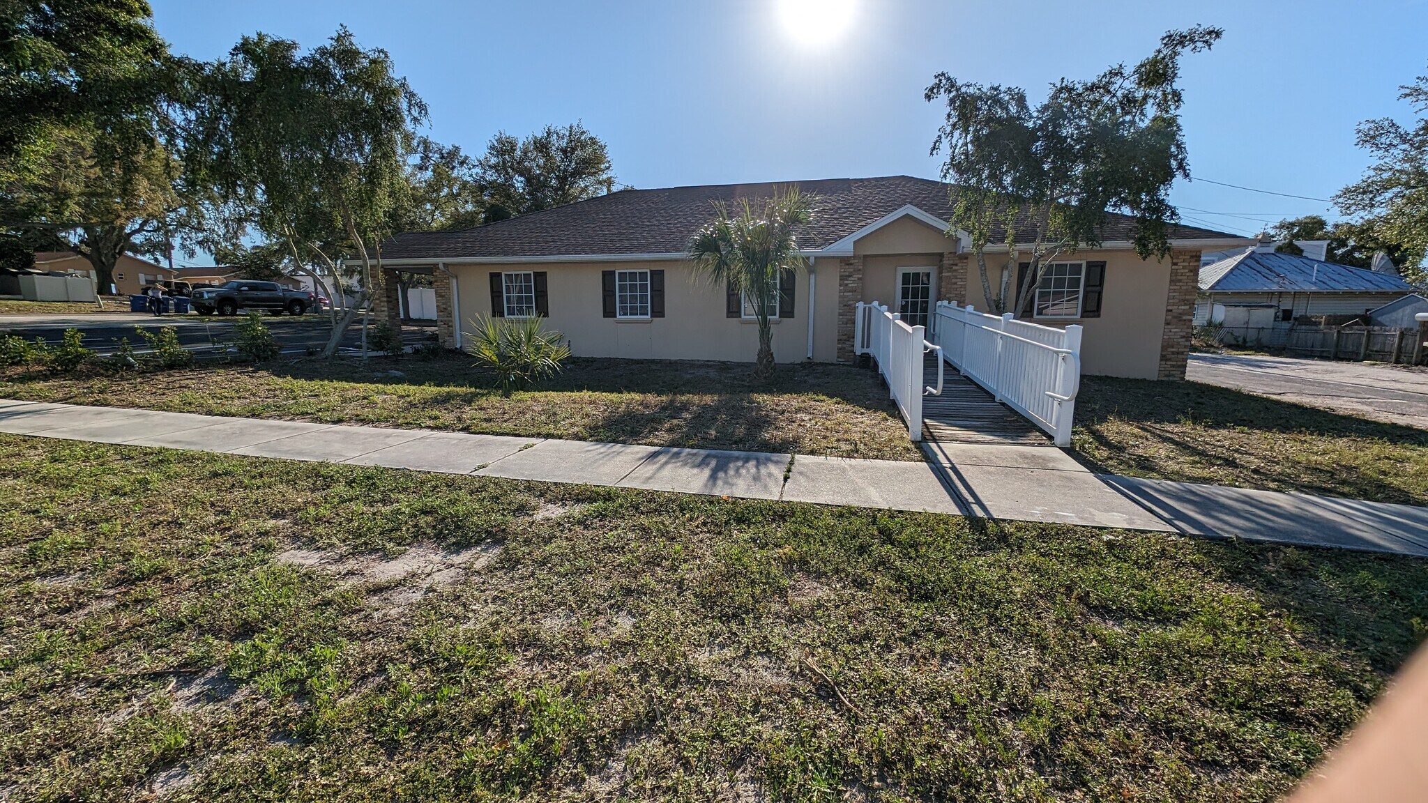 1095 Indiana Ave, Palm Harbor, FL à vendre Photo principale- Image 1 de 1