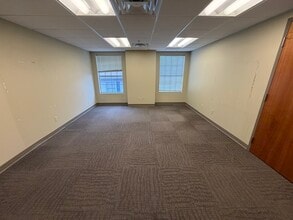 204 Executive Ct, Little Rock, AR à louer Photo intérieure- Image 2 de 10