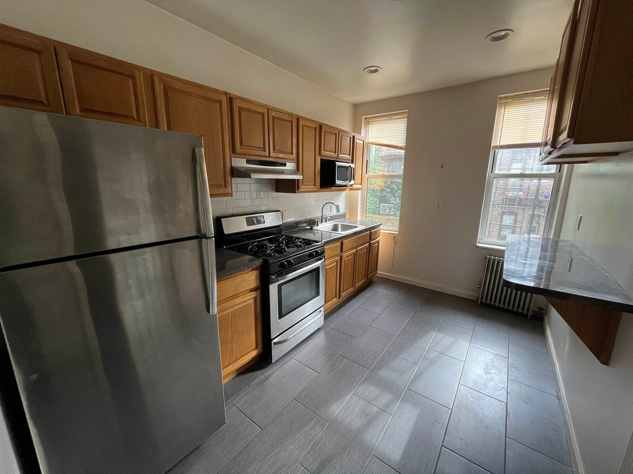 34-03 42nd St, Long Island City, NY à vendre Photo principale- Image 1 de 23