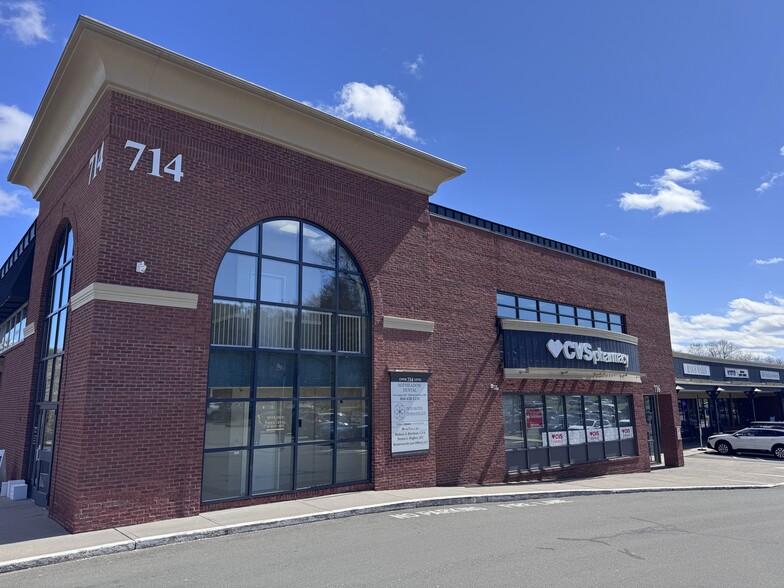 700-720 Hopmeadow St, Simsbury, CT à louer - Photo principale - Image 1 de 7