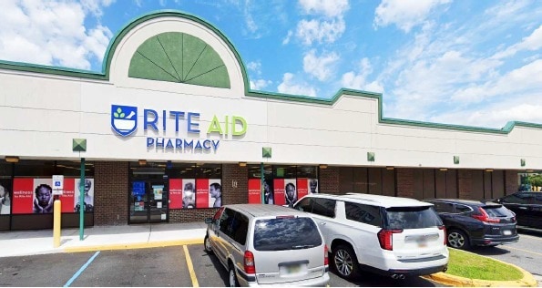 4 Polly Drummond Shpg Ctr, Newark, DE for lease - Building Photo - Image 2 of 3