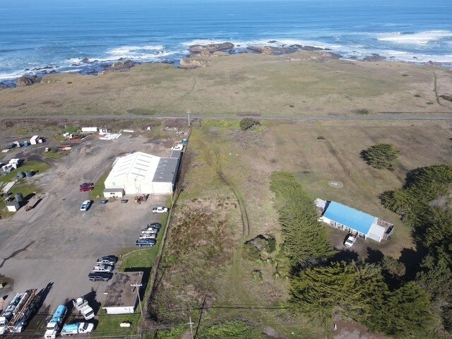 1261 N Main St, Fort Bragg, CA à vendre - Aérien - Image 3 de 6