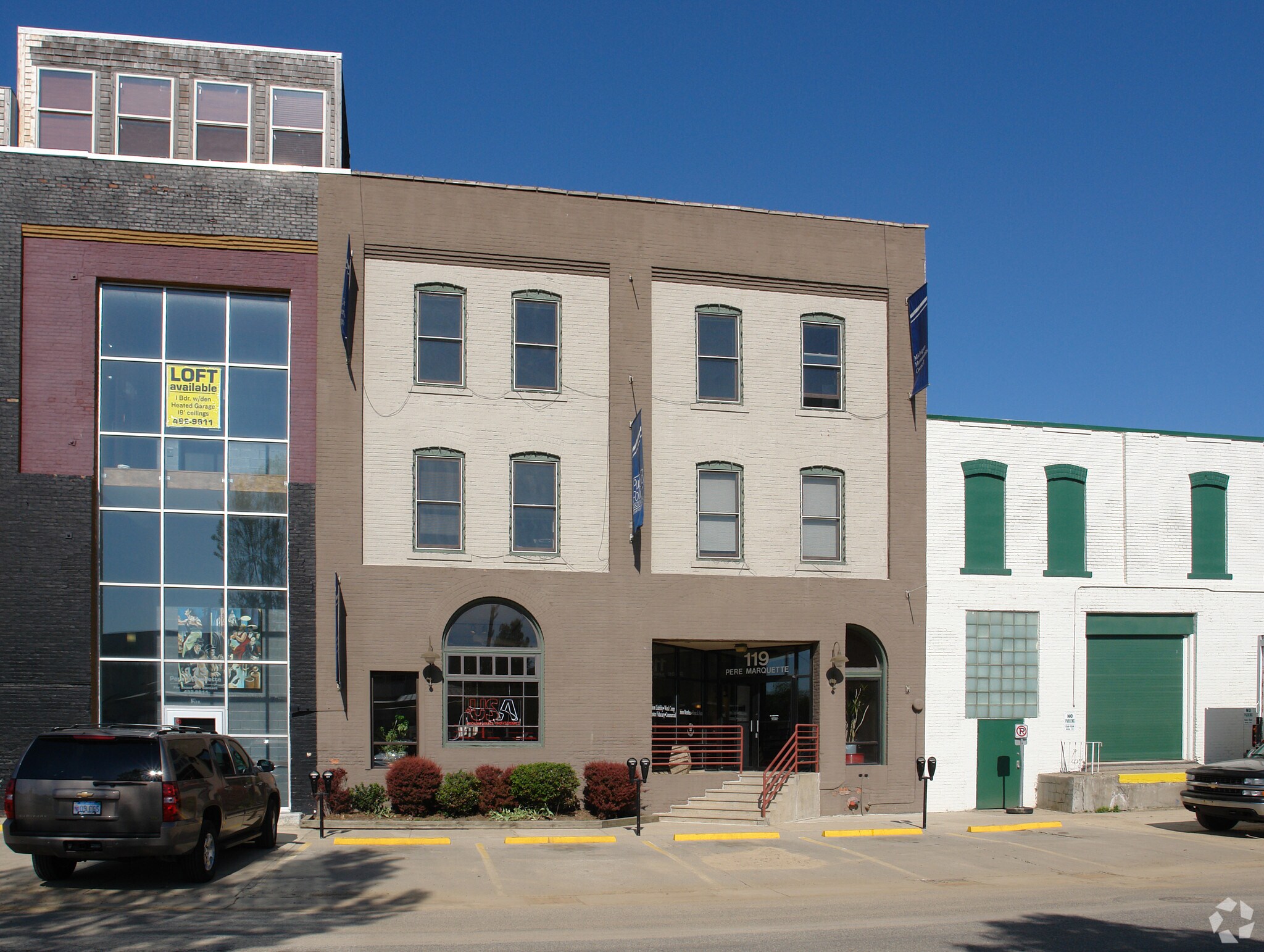 119 Pere Marquette Dr, Lansing, MI for lease Primary Photo- Image 1 of 18