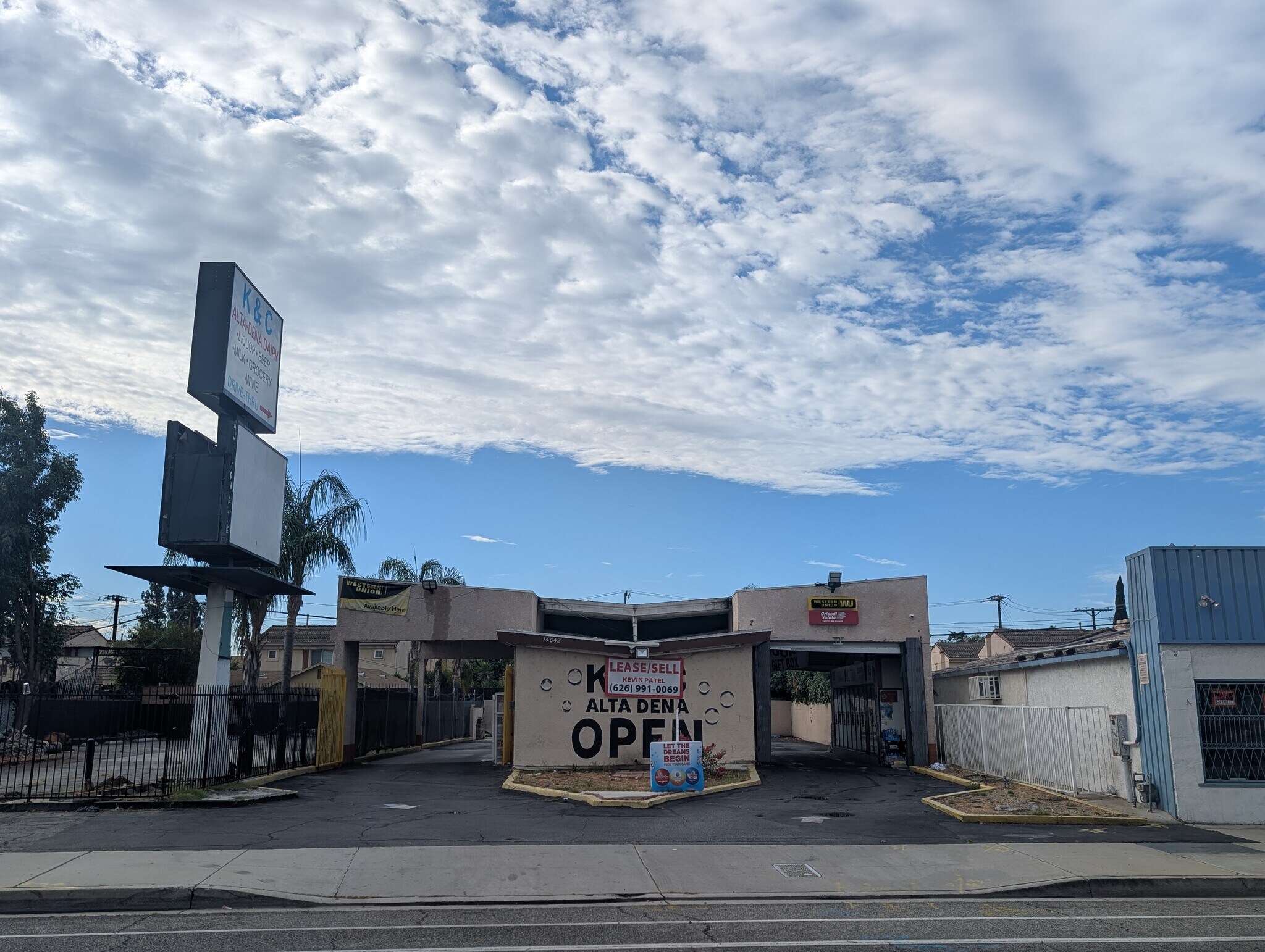 14042 W Ramona Blvd, Baldwin Park, CA à vendre Photo du bâtiment- Image 1 de 1
