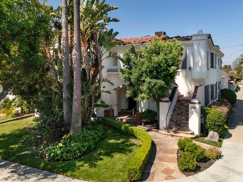 203 S Detroit St, Los Angeles, CA à vendre - Photo du bâtiment - Image 2 de 56