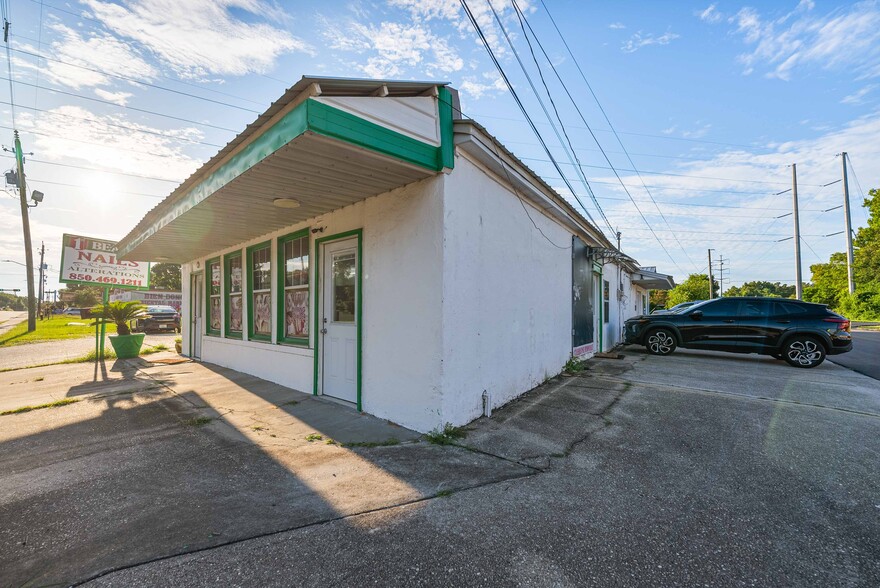 3500 Mobile Hwy, Pensacola, FL à vendre - Photo du bâtiment - Image 3 de 22