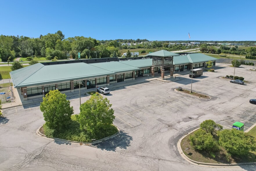 10855 W Park Pl, Milwaukee, WI for lease - Building Photo - Image 2 of 3