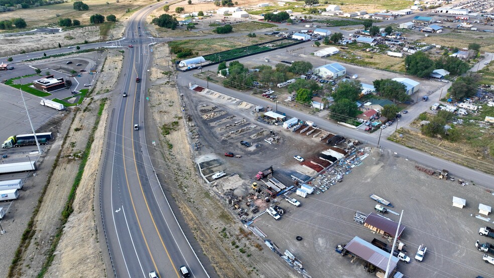 2090 NW 11th St, Ontario, OR for sale - Aerial - Image 2 of 7