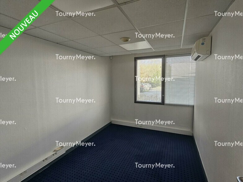 Office in Rennes for lease - Building Photo - Image 3 of 4