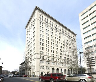 Plus de détails pour 28 W State St, Trenton, NJ - Bureau à louer