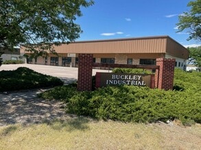 597 Olathe St, Aurora, CO for lease Building Photo- Image 1 of 17