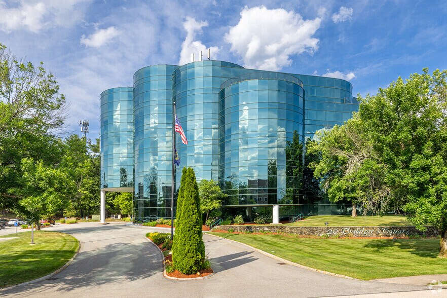 20 Trafalgar Sq, Nashua, NH à louer - Photo du bâtiment - Image 1 de 12