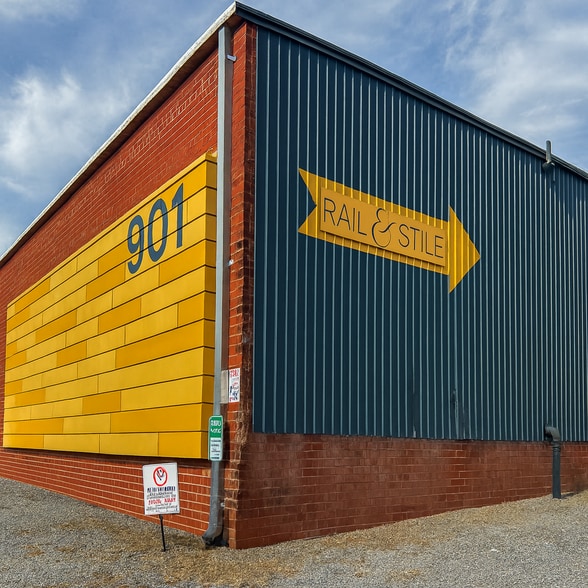 901 N West St, Raleigh, NC for lease - Building Photo - Image 2 of 9