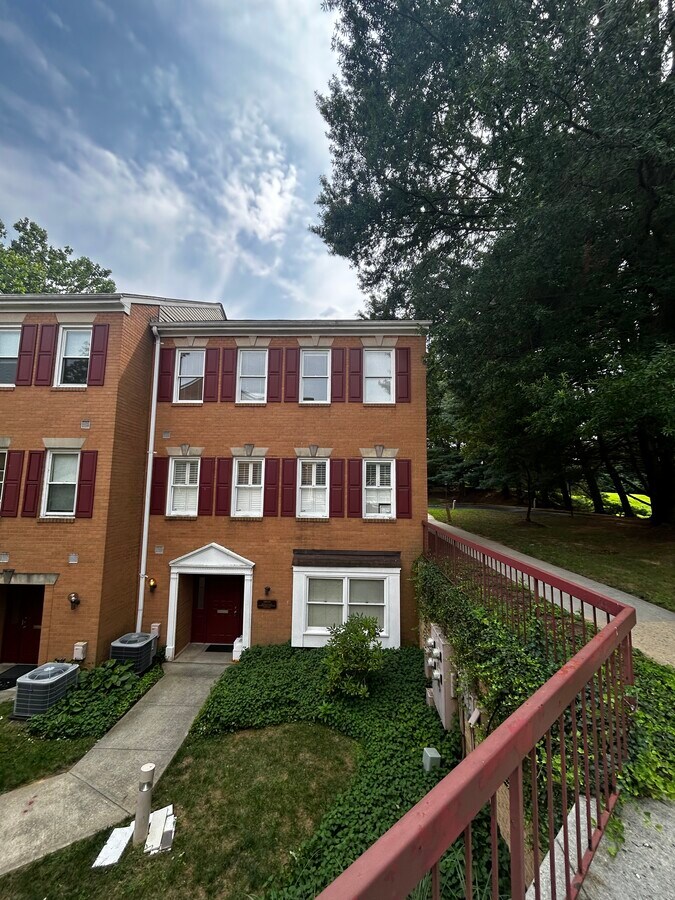18500-18540 Office Park Dr, Gaithersburg, MD 20886 - Unité 18504 -  - Photo intérieure - Image 1 of 11