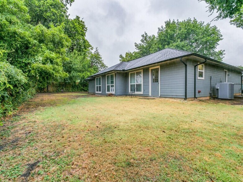 128 Taylor St, Keller, TX à vendre - Photo du bâtiment - Image 2 de 19