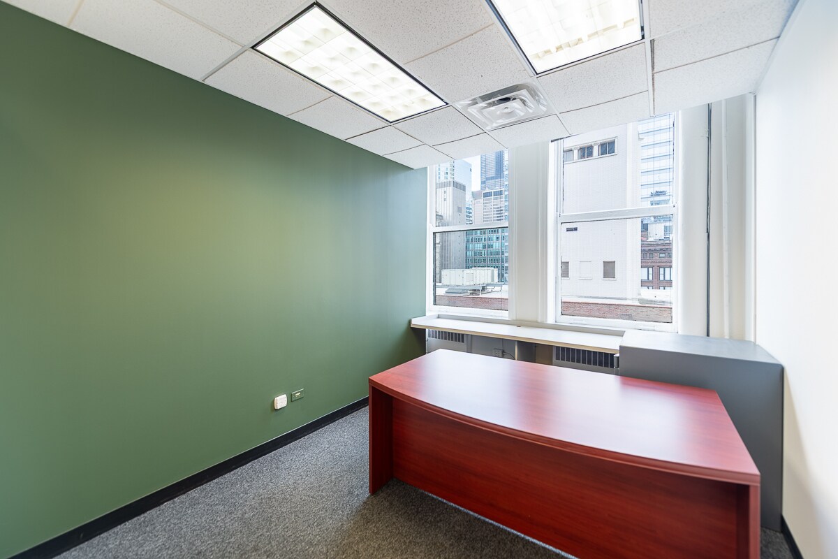 29 E Madison St, Chicago, IL for lease Interior Photo- Image 1 of 5