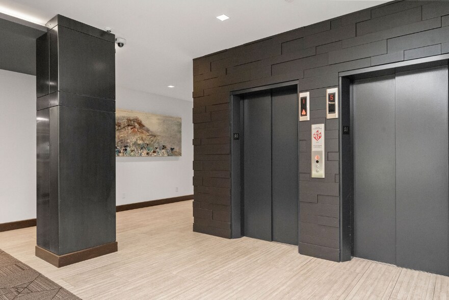 8 3rd St N, Great Falls, MT à louer - Photo du bâtiment - Image 2 de 6