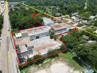 Plus de détails pour 14221 Eastex Fwy, Houston, TX - Industriel à vendre