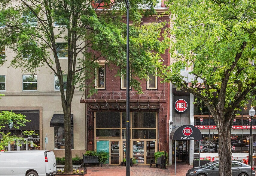 1604 K St NW, Washington, DC à louer - Photo du bâtiment - Image 3 de 13