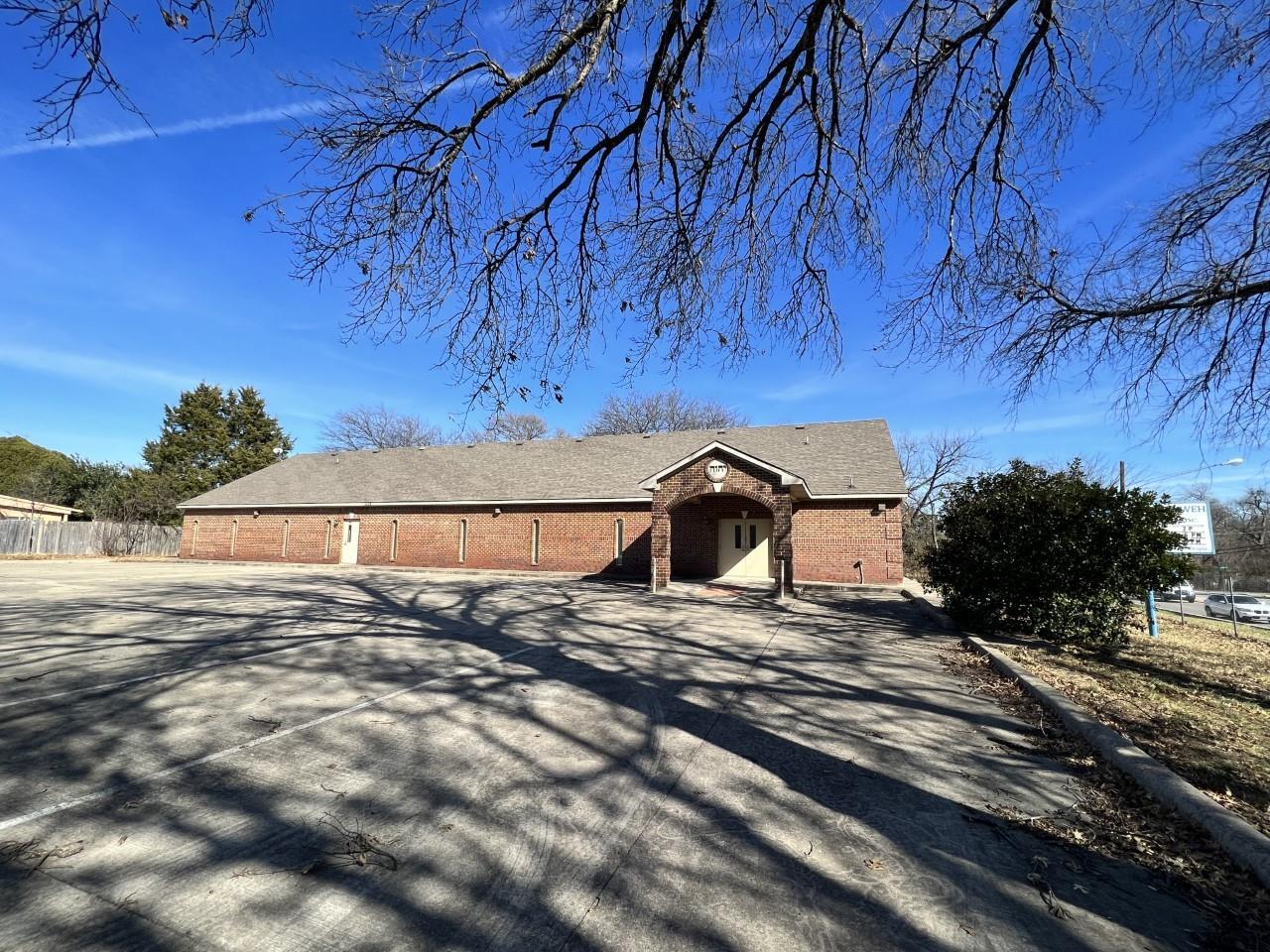 5024 E Frio Dr, Dallas, TX for sale Primary Photo- Image 1 of 6